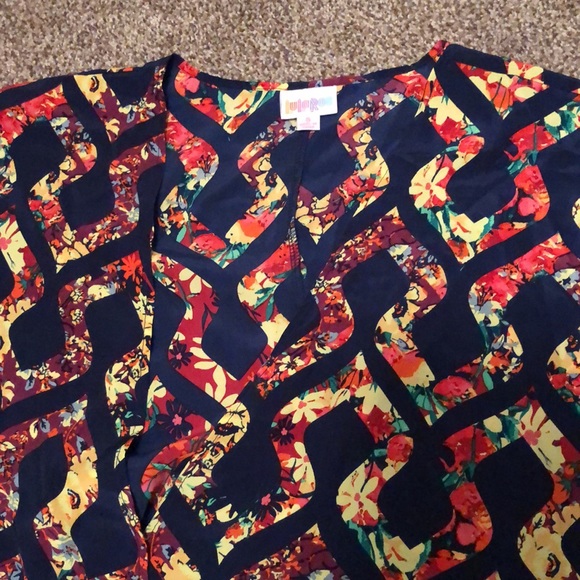Lularoe Multicolored Lindsay Size Small NWT - Picture 3 of 5